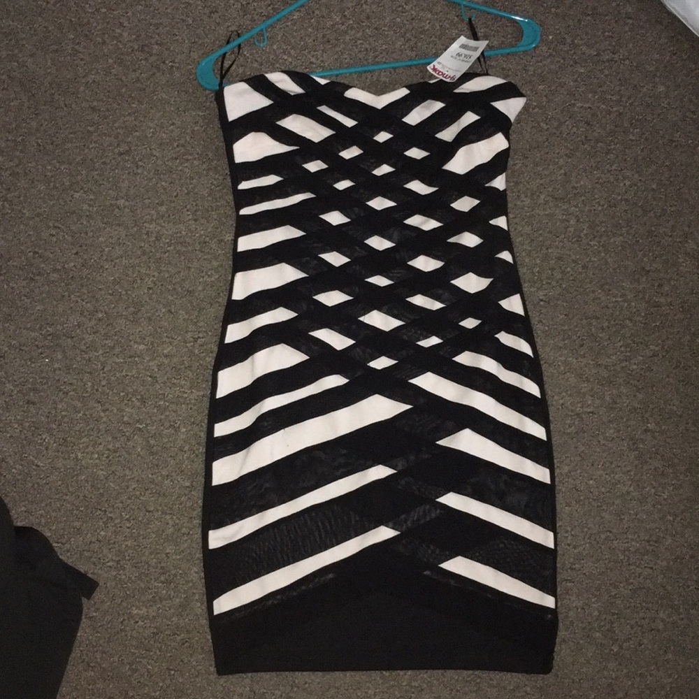 strapless crisscross dress